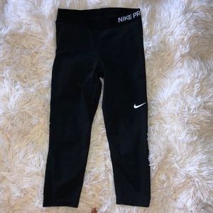 Nike Pro Capri leggings